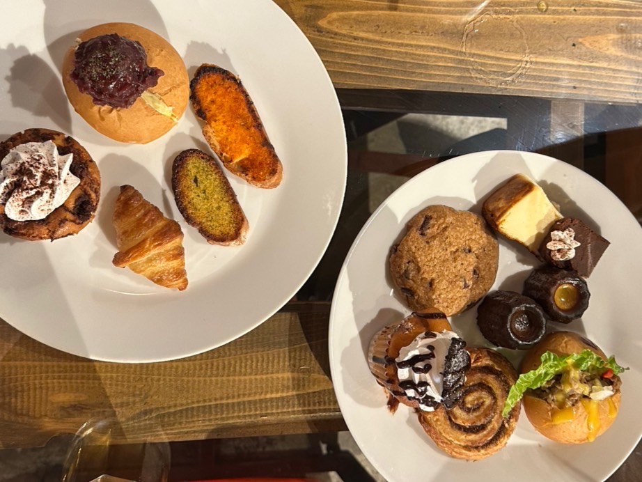 爆美女パン天国🤩🥐えへぇ！！